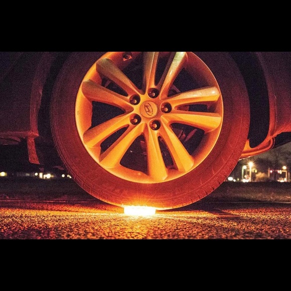 LED Road Flares Disc for Emergency Traffic Car Construction Warning Flashing Lig - Picture 6 of 8